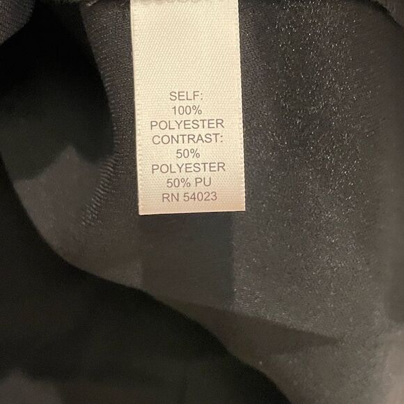 NWT Black Tinley Road Tank Leather Trim Sz. M - Picture 3 of 5